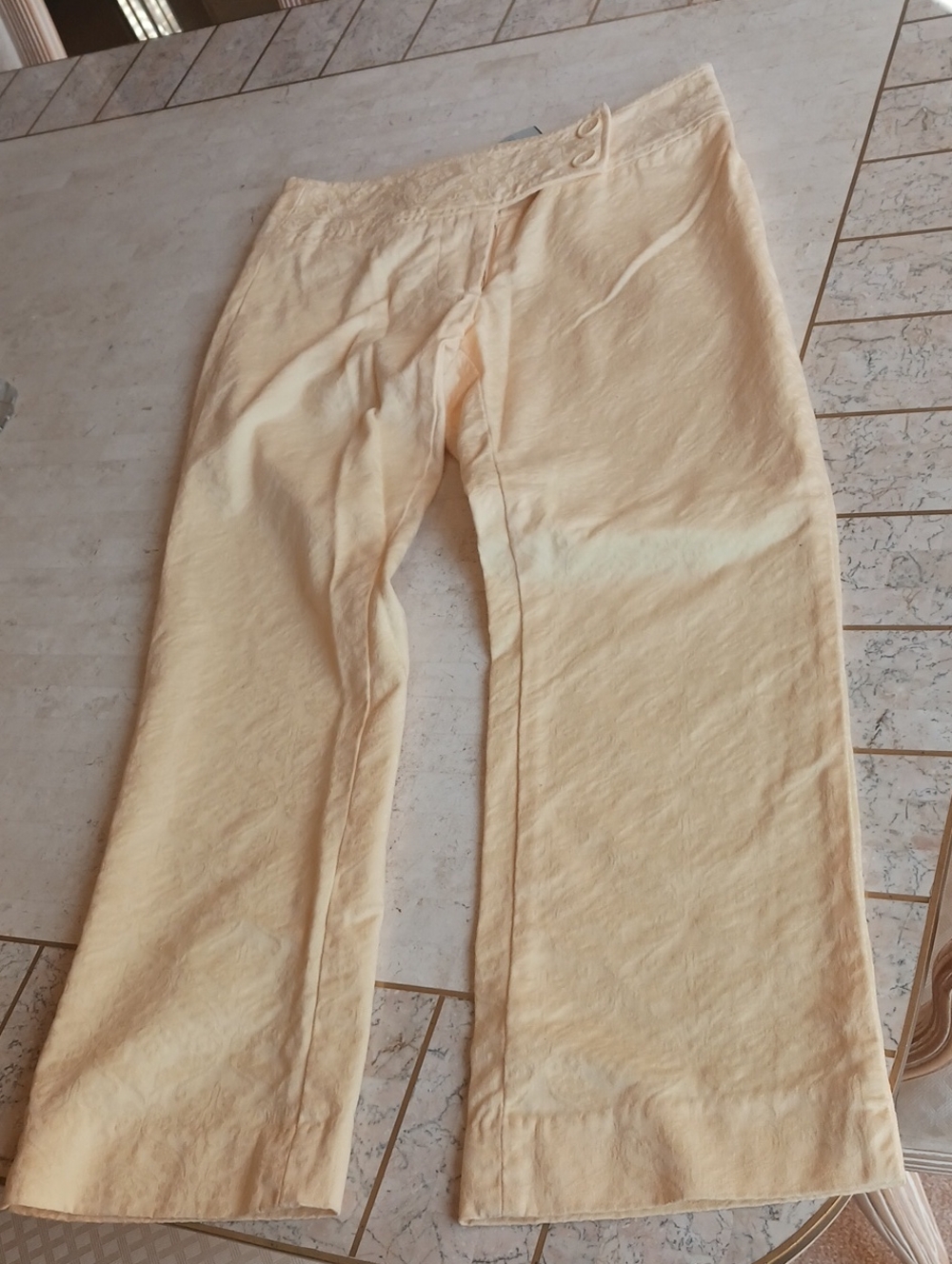 Vintage lightweight"textured" sz 0,  lemon  floral embossed,(store Cache)